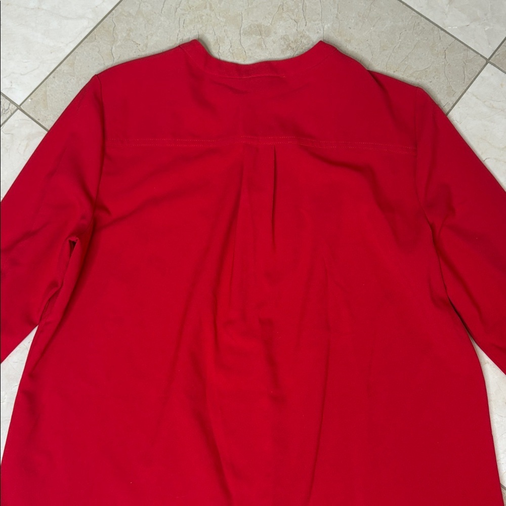 ⭐️ Hilary Radley Vibrant Red Blouse- size medium - Picture 10 of 10